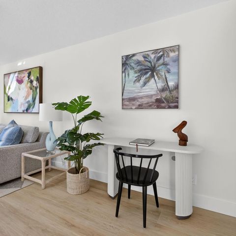 3103 Kingston Court, West Palm Beach, FL 33409