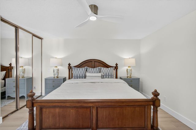 3103 Kingston Court, West Palm Beach, FL 33409