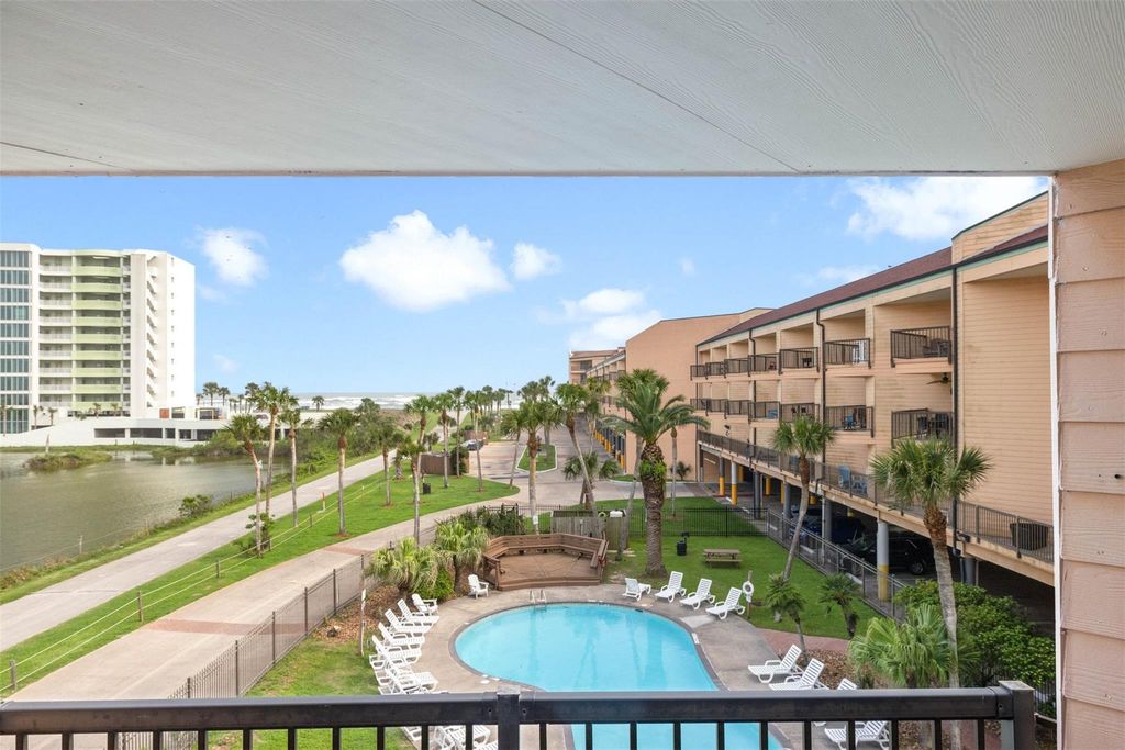 9520 Seawall Blvd 254, Galveston, TX 77554