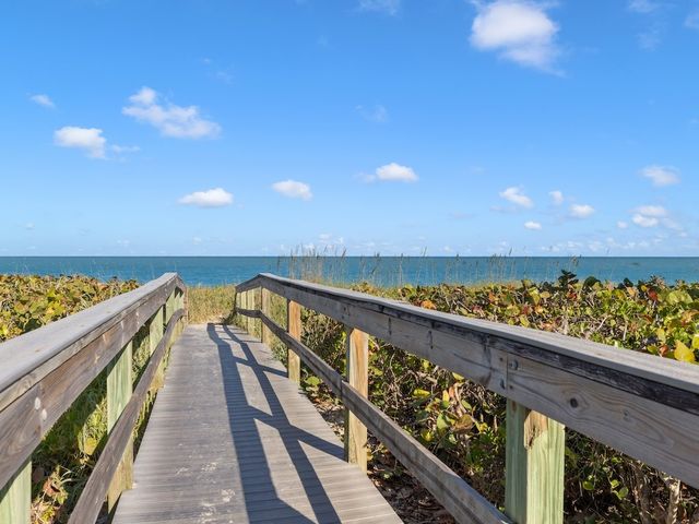300 Harbour Drive 300-A, Vero Beach, FL 32963