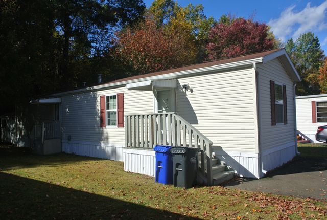 25 McQuillan Drive, Milford, CT 06460