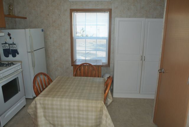 25 McQuillan Drive, Milford, CT 06460