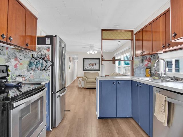 800 CHESAPEAKE DRIVE 55, Tarpon Springs, FL 34689
