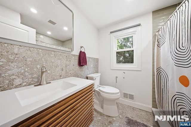 10 Sunnyside Road, West Orange, NJ 07052