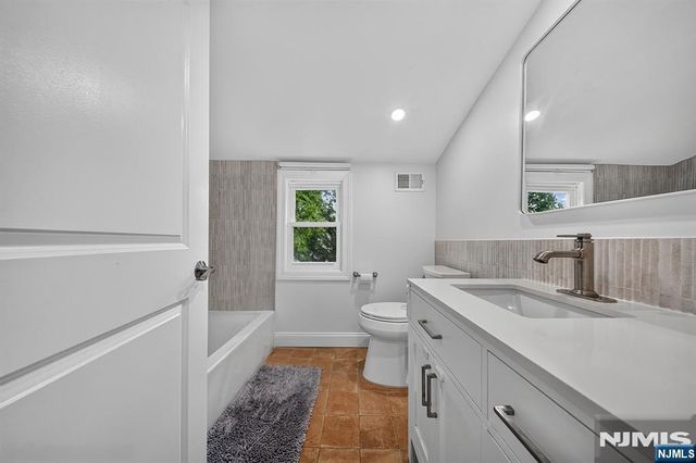 10 Sunnyside Road, West Orange, NJ 07052
