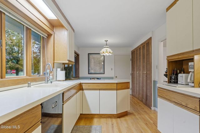 6 Arbor Drive, Glens Falls, NY 12801