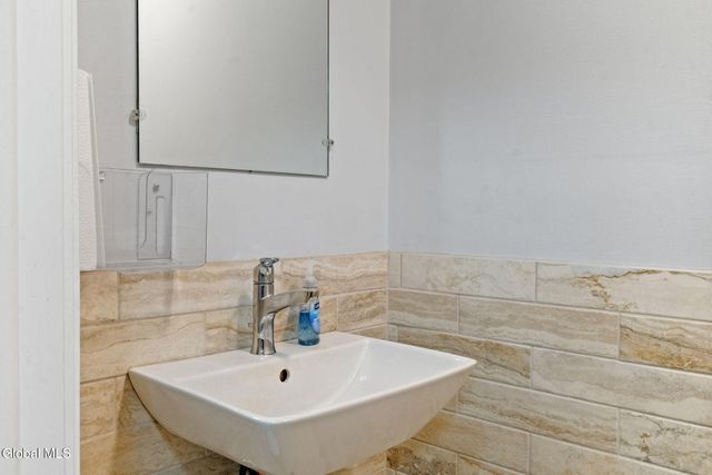 6 Arbor Drive, Glens Falls, NY 12801