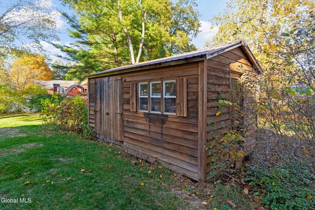 6 Arbor Drive, Glens Falls, NY 12801