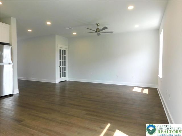 1674 Best Place, Bethlehem City, PA 18017