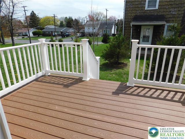 1674 Best Place, Bethlehem City, PA 18017