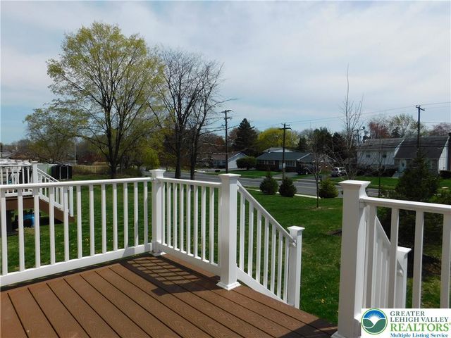 1674 Best Place, Bethlehem City, PA 18017