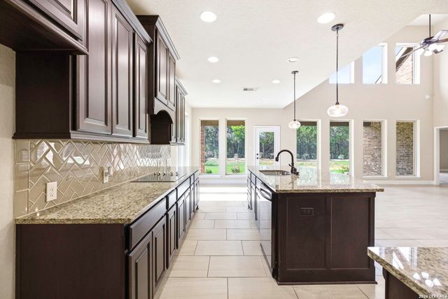 632 Sydney, New Braunfels, TX 78132