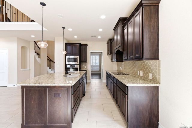 632 Sydney, New Braunfels, TX 78132