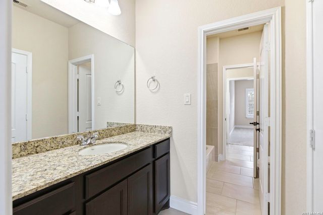 632 Sydney, New Braunfels, TX 78132