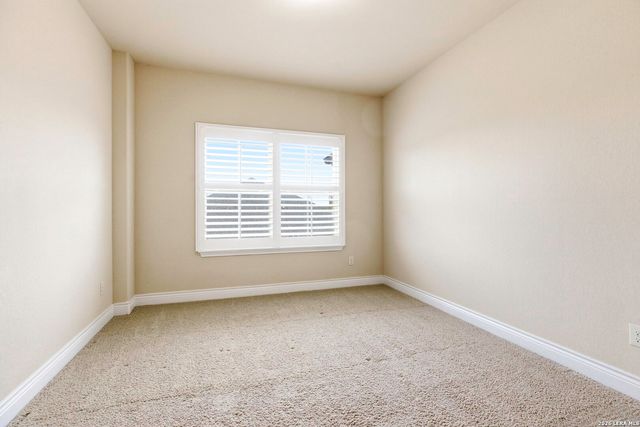 632 Sydney, New Braunfels, TX 78132