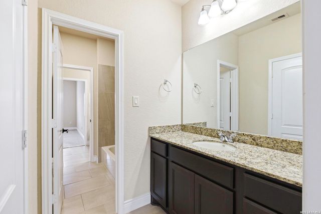 632 Sydney, New Braunfels, TX 78132