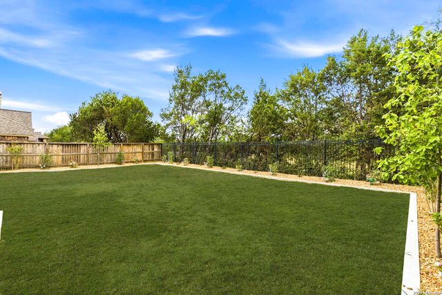 632 Sydney, New Braunfels, TX 78132