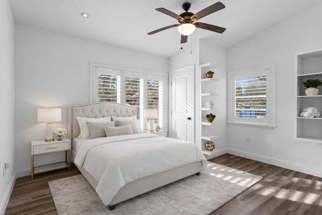 2610 S DUNDEE STREET, Tampa, FL 33629