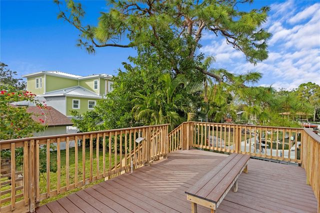 2610 S DUNDEE STREET, Tampa, FL 33629