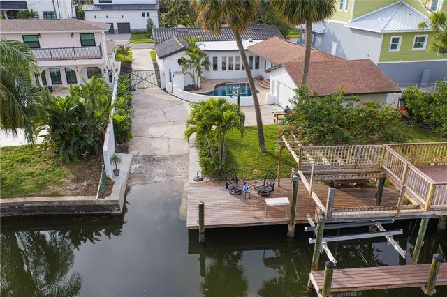 2610 S DUNDEE STREET, Tampa, FL 33629