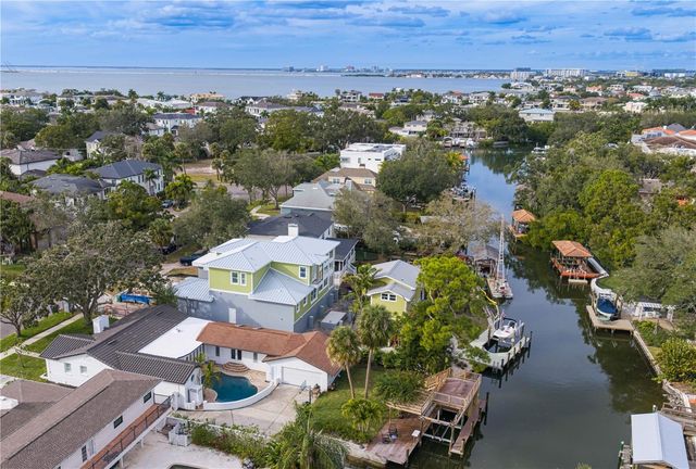 2610 S DUNDEE STREET, Tampa, FL 33629