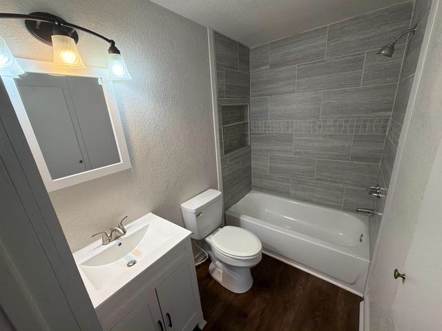 650 Hunter Rd, Carthage, TX 75633