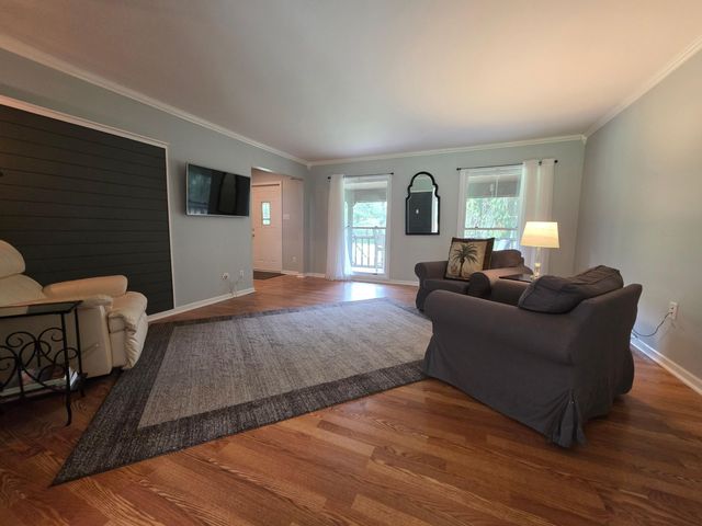 14445 Darling Road, London Twp, MI 48160
