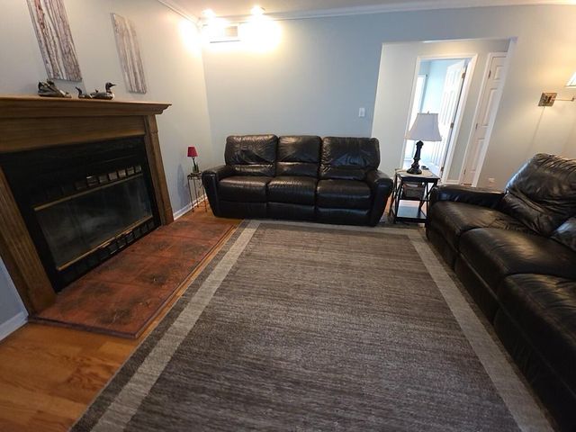 14445 Darling Road, London Twp, MI 48160