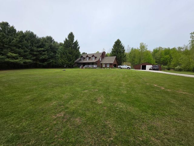 14445 Darling Road, London Twp, MI 48160
