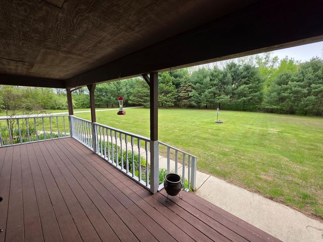 14445 Darling Road, London Twp, MI 48160