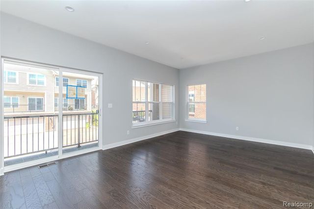 25495 Grandview Lane 25, Novi, MI 48375