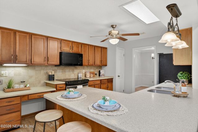 3158 OLD PORT Circle W, Jacksonville, FL 32216