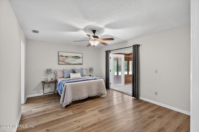 3158 OLD PORT Circle W, Jacksonville, FL 32216