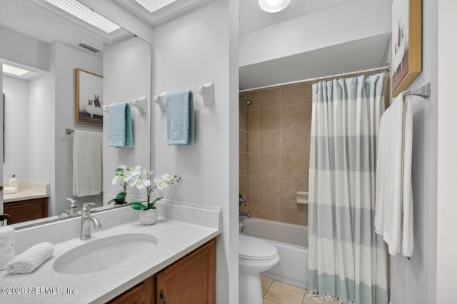 3158 OLD PORT Circle W, Jacksonville, FL 32216