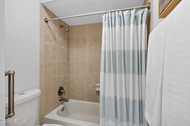 3158 OLD PORT Circle W, Jacksonville, FL 32216