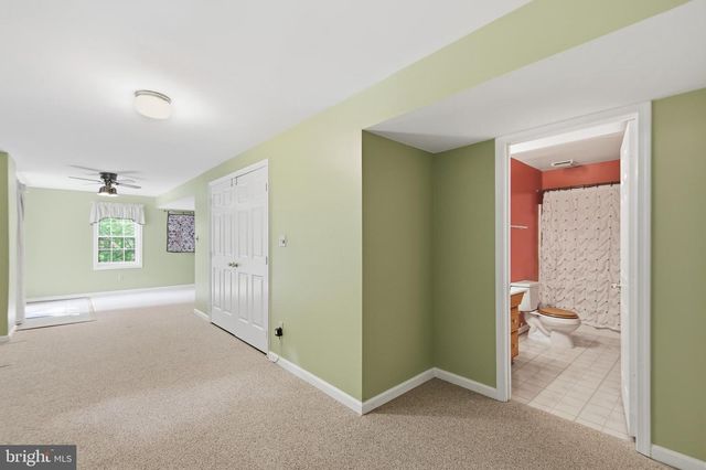 12207 KNIGHTSBRIDGE DR, Woodbridge, VA 22192