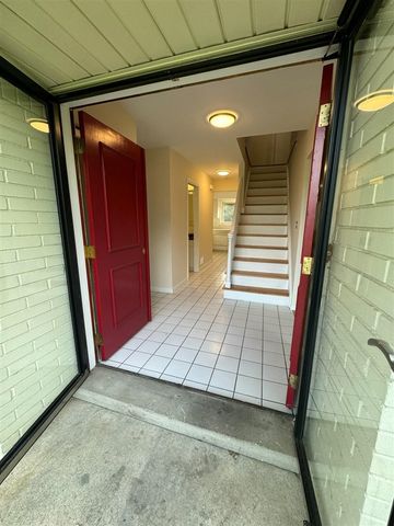 18175 Rainbow Drive, Lathrup Village, MI 48076