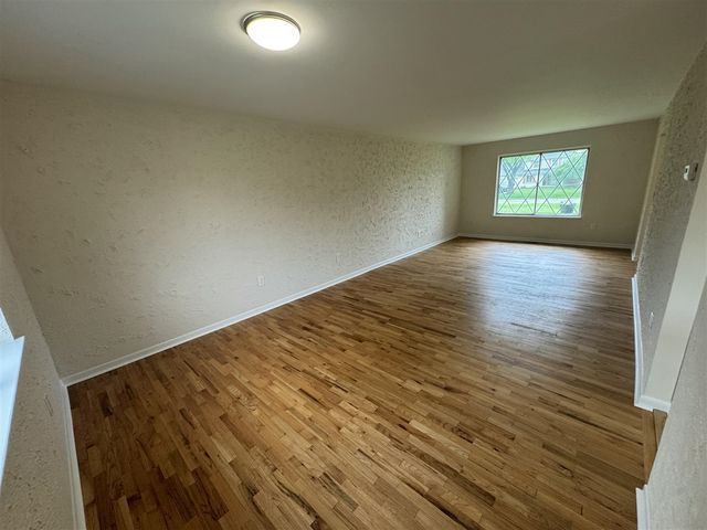 18175 Rainbow Drive, Lathrup Village, MI 48076