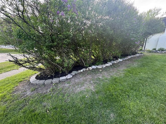 18175 Rainbow Drive, Lathrup Village, MI 48076
