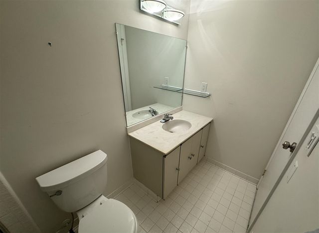18175 Rainbow Drive, Lathrup Village, MI 48076