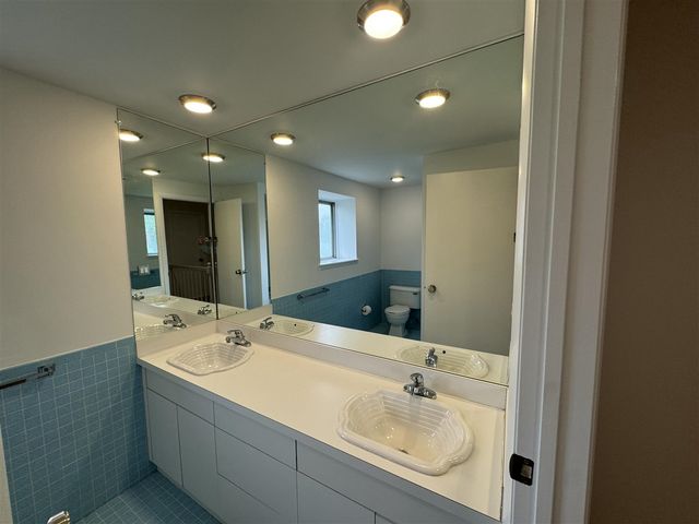 18175 Rainbow Drive, Lathrup Village, MI 48076