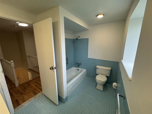18175 Rainbow Drive, Lathrup Village, MI 48076