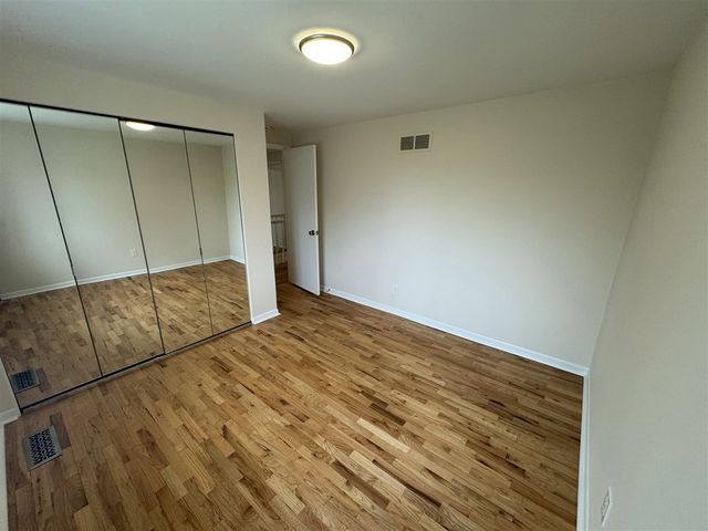 18175 Rainbow Drive, Lathrup Village, MI 48076
