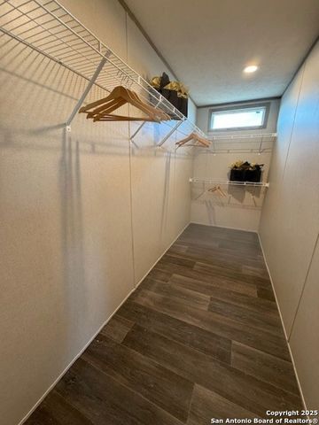 15966 Flores Curve, San Antonio, TX 78221