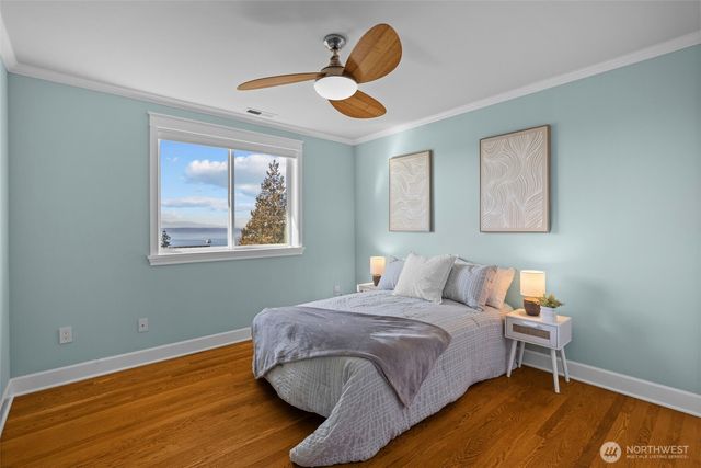 926 Dayton Street, Edmonds, WA 98020