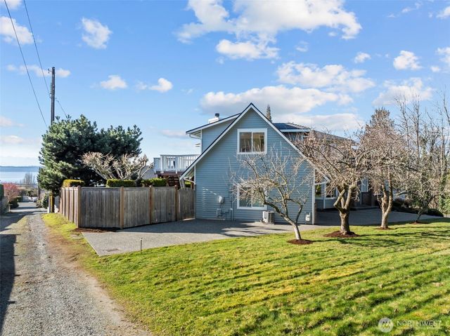 926 Dayton Street, Edmonds, WA 98020