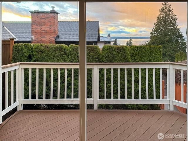 926 Dayton Street, Edmonds, WA 98020