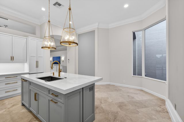 248 Porto Vecchio Way, Palm Beach Gardens, FL 33418