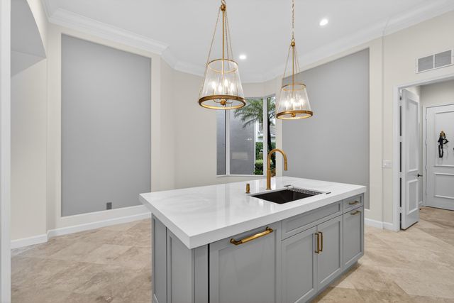 248 Porto Vecchio Way, Palm Beach Gardens, FL 33418