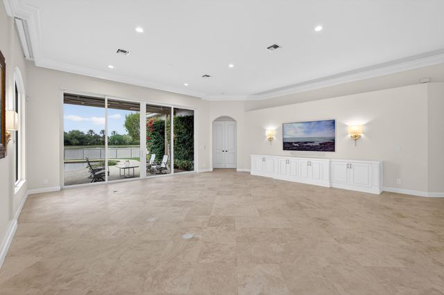 248 Porto Vecchio Way, Palm Beach Gardens, FL 33418